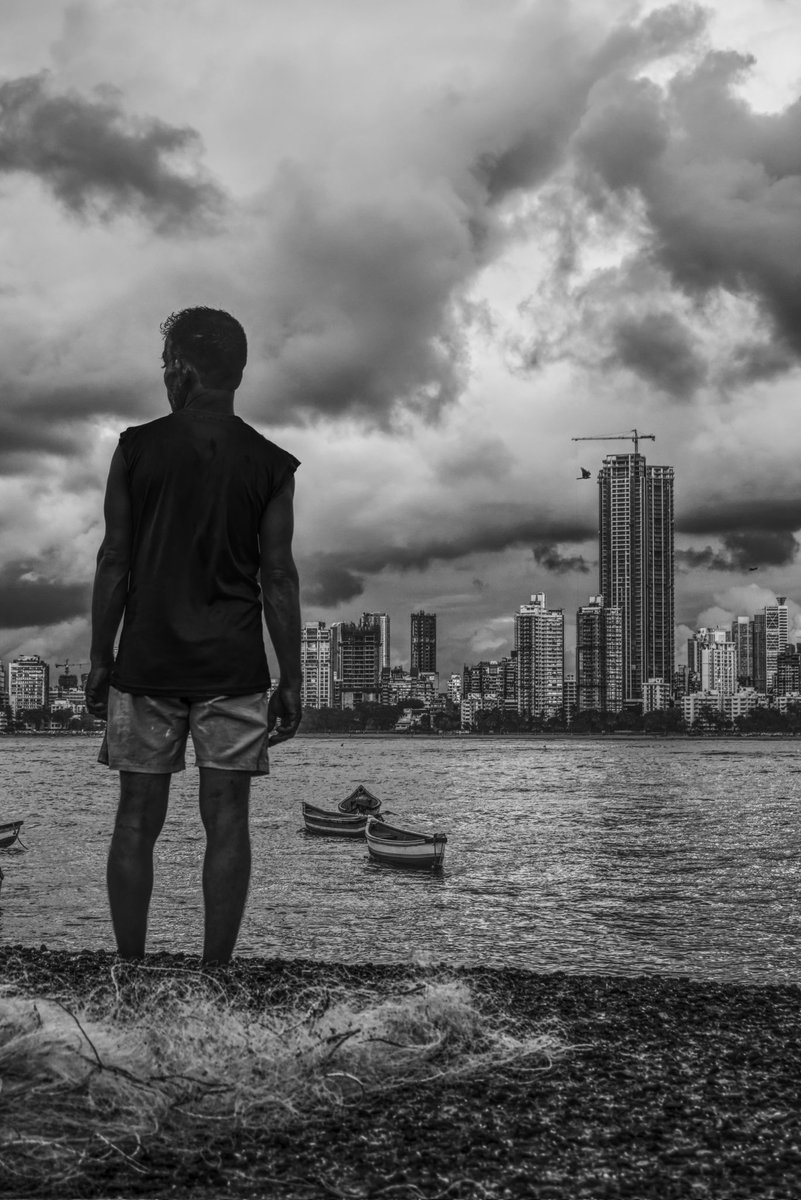 pixelbyankit's tweet photo. Cloudy evening !
.
.
.
.
.
.
#worlivillage #worlikoliwada 
#capturedoncanon #capturethemoment 
#kolivillage #mumbaicaptures #capturemumbai #photowalkers  #bombaydiaries #streetsofmumbai #streetstorytelling #photowalkmumbai #streetsofindia #bnw #cloudsphotography #bnwphotography https://t.co/9sFSSY9OAu