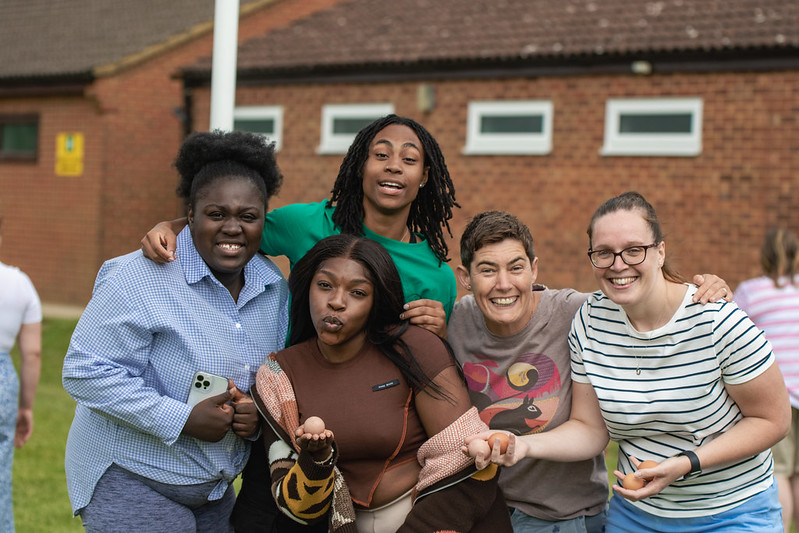 Get by with a little help from your friends.
Tackle the new week like a Swan.
#MondayMotivation

#Buckingham #Rugby #WomansRugby #MiltonKeynes #Northampton #Brackley