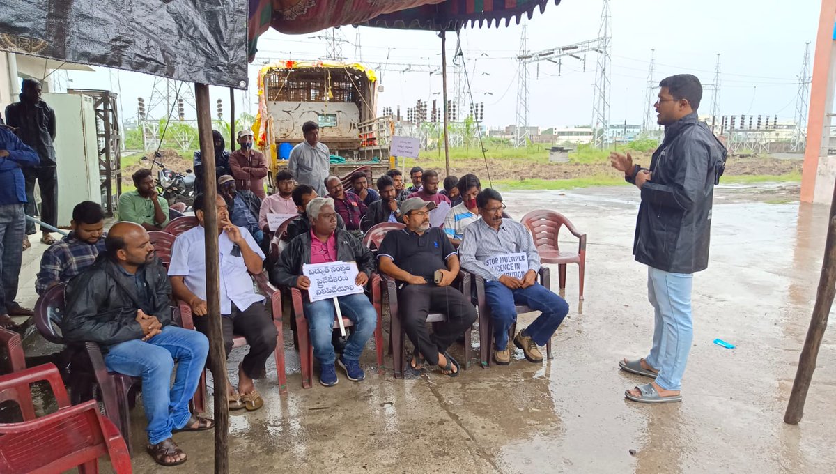 durgampchander's tweet photo. @PMOIndia @RajKSinghIndia @MinOfPower 
Respected @narendramodi ji,
Withdraw the proposed legislation of #Electricity_Amendment_Bill_2022 .
#savepowersector_saveindia https://t.co/ppP239HEpx