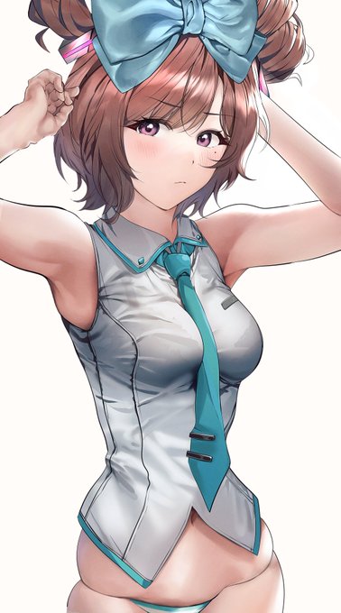 シナモン初音ミクのコスプレをする樋口円香 