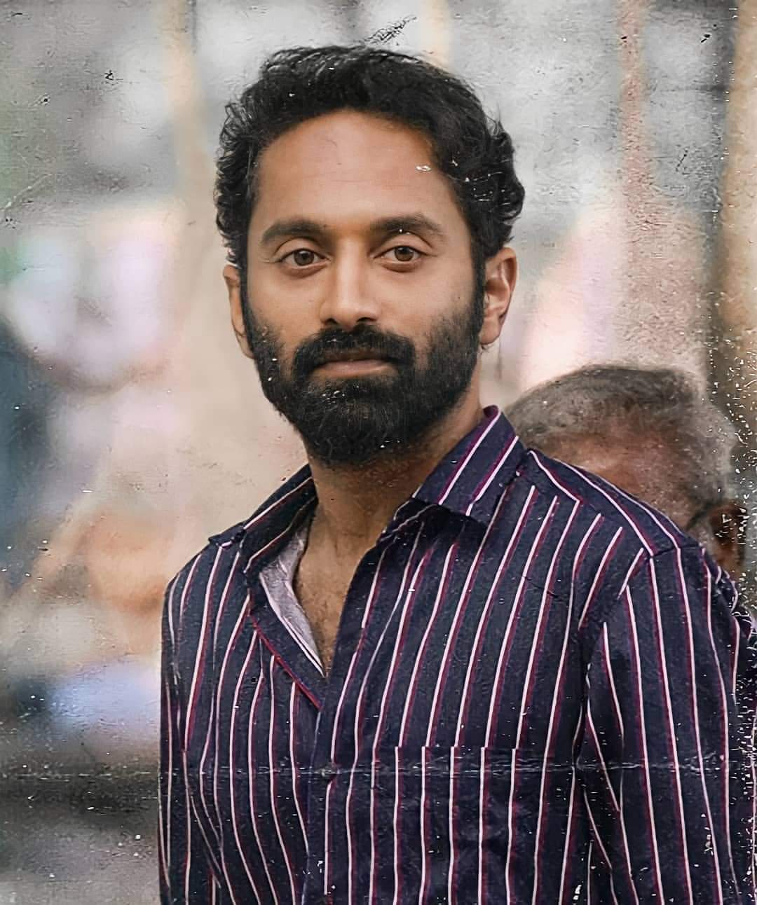              ...!

Happy Birthday dear Great Actor 
Fahadh Faasil .God bless you  