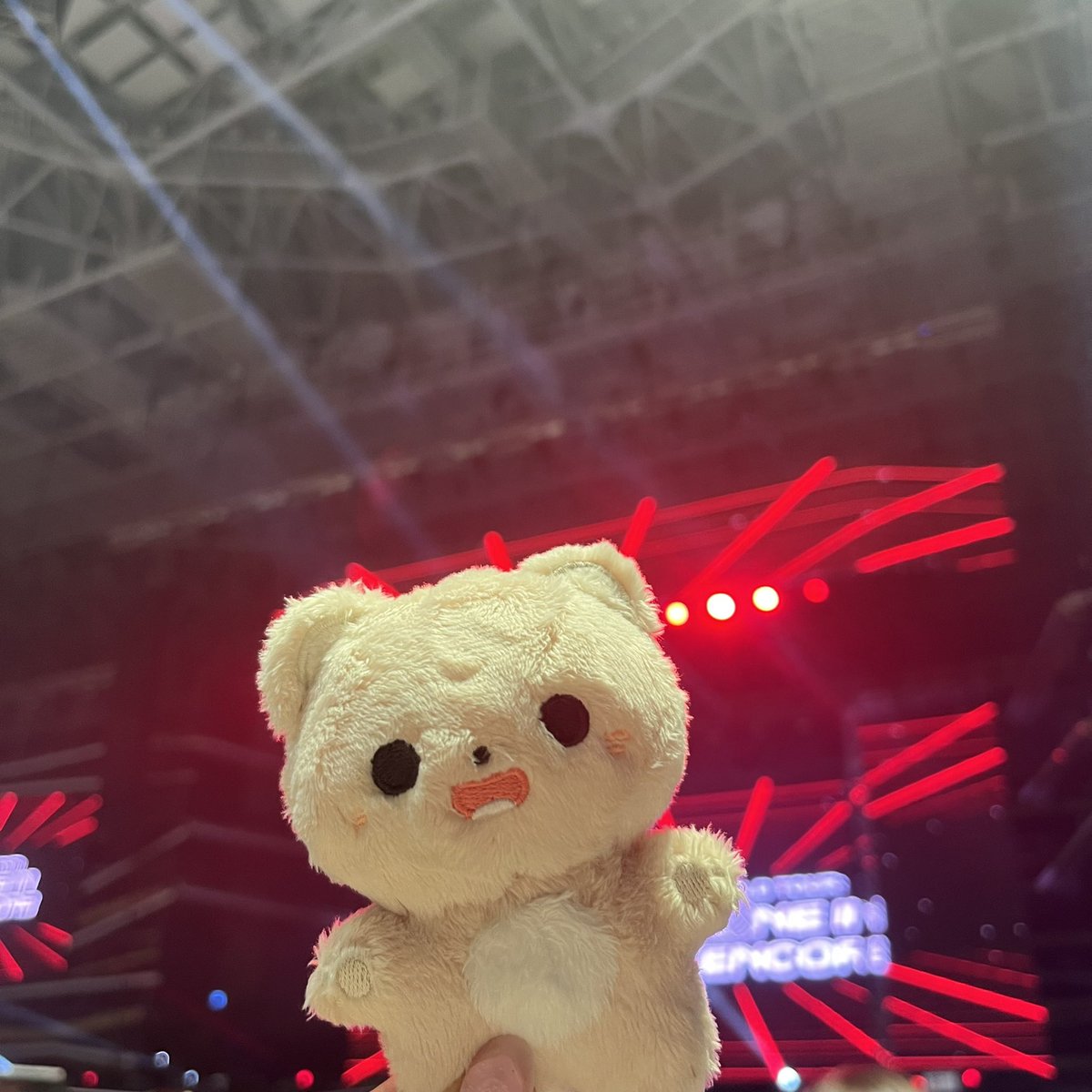 더비존 출근 완료 🌐💙

* 최종 생산품이 아닌 샘플 사진입니당