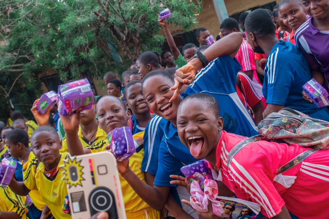 sharinglifeHQ's tweet photo. We successfully launched our Menstrual Hygiene program at Trans Ekulu Enugu. 

At Sharing Life Africa, we are committed to implementing programs that helps to develop the confidence &amp; awareness of girls at the stages of their life they need it most.
#SharingLifeAfrica https://t.co/lj8aT4buuF