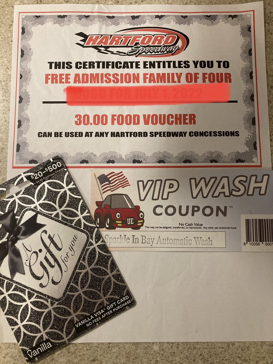 LeahDibble8's tweet photo. JUST added to our schedule @GLSprints 🙀. Hope over to our Facebook page to enter. @HartfordSpdway https://t.co/FJgvL5491P
