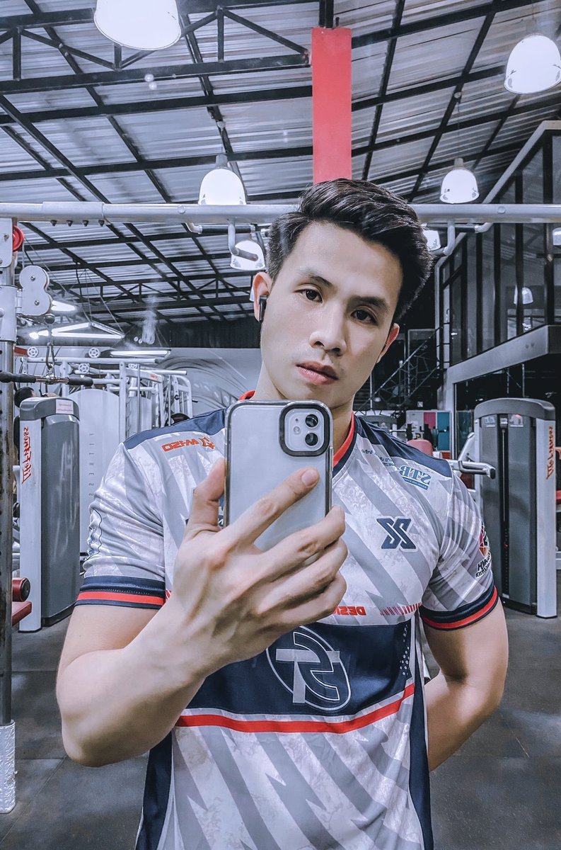 VlvJacky's tweet photo. เฮ้ออออ... https://t.co/Kdw7ZlECtk