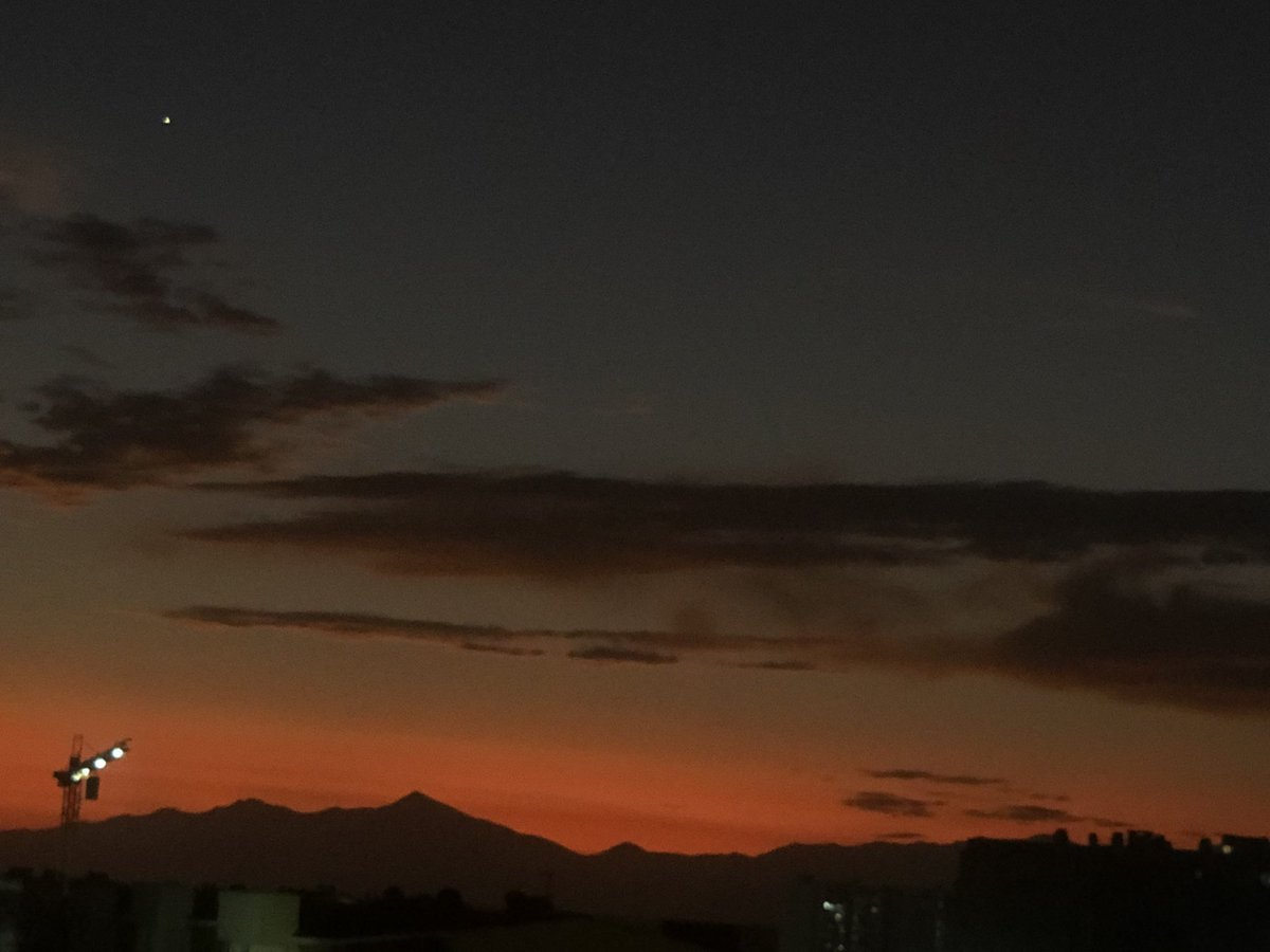 Sierra Nevada de Santa Marta y la bien llamada “estrella de la mañana” (The morning ‘star’): Venus.
