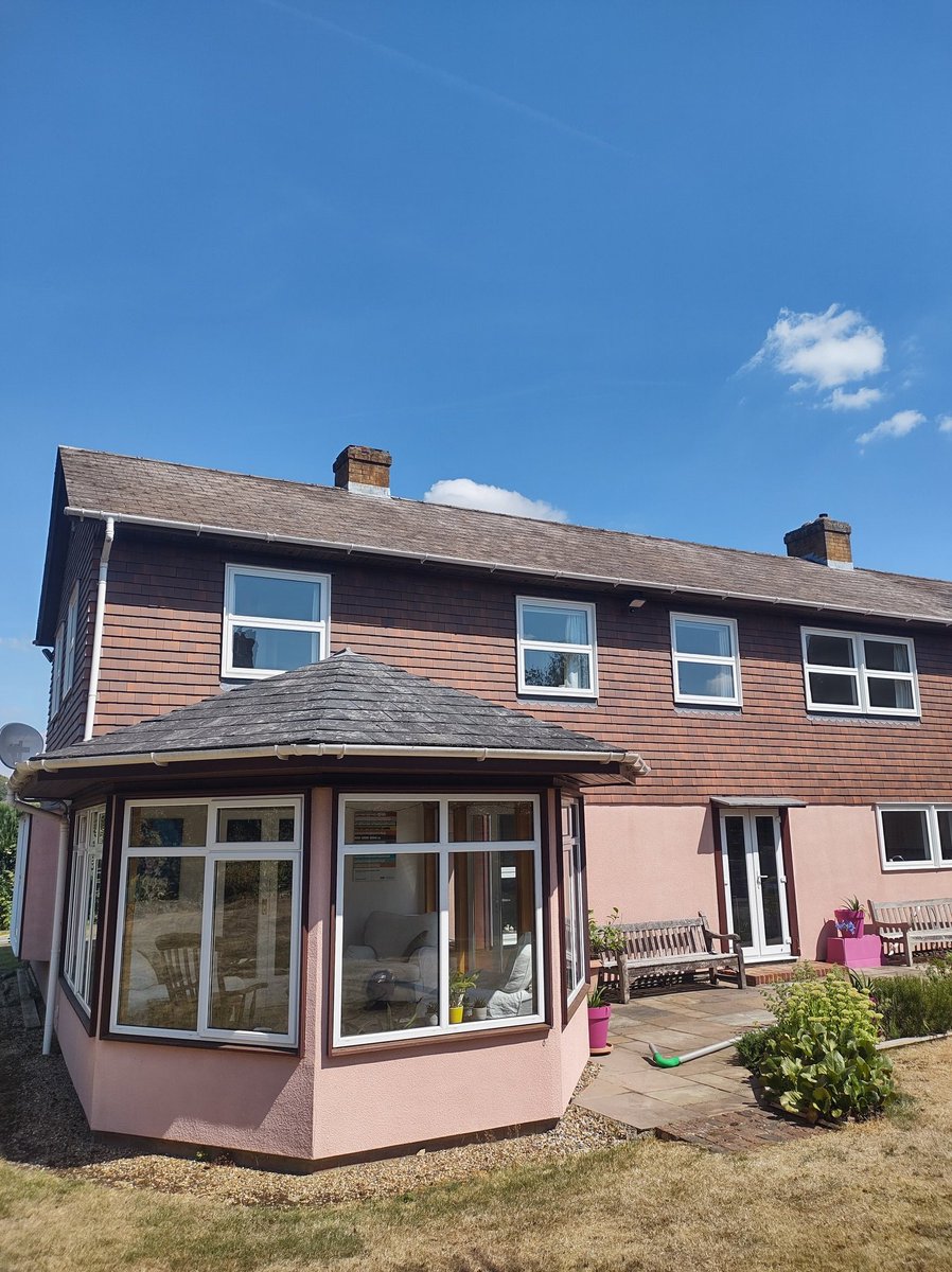 Hadlow Exterior Cleaning tweet media