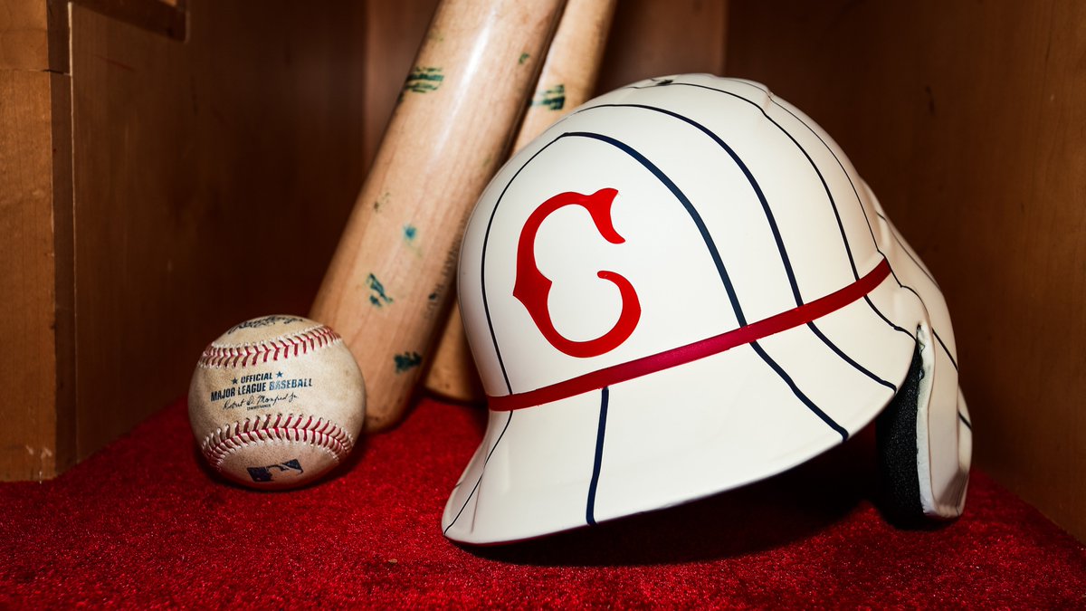 Reds's tweet photo. Party like it's 1919❗️

#MLBatFieldOfDreams 🌽 #RedsThreads https://t.co/62HQCGYj5p