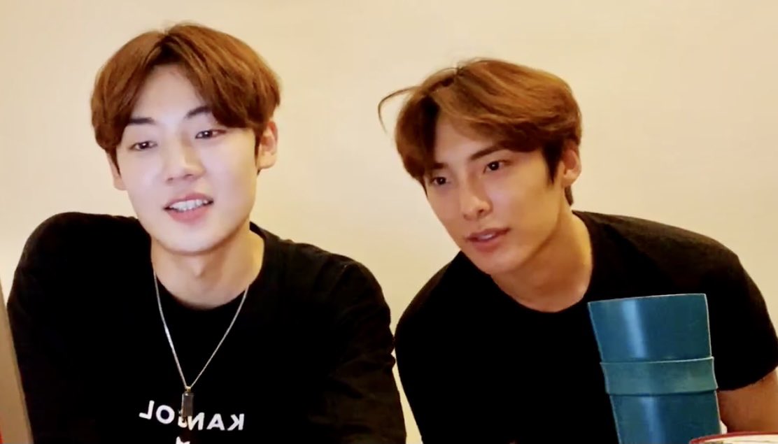 T_als32's tweet photo. Their vlives together.. I miss them!
β₯οΈπ
#ACE #μμ΄μ€ #ACE_JunChan #ACE_Junhee #ACE_Yuchan #ACE_vlive #JunChan @official_ACE7 https://t.co/mB9UZ1CTCT