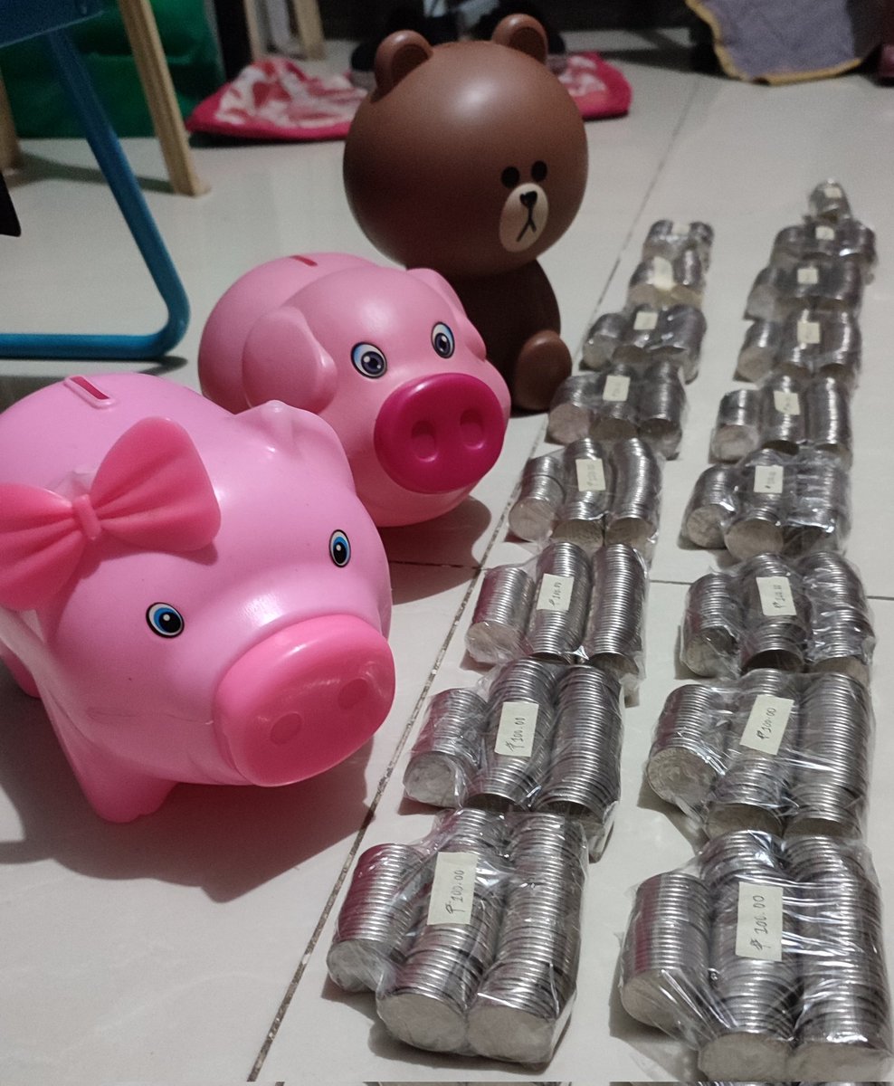 wonubeetutubi's tweet photo. maybe this concert was not meant for me to attend

i prepared everything; broke 3 of my piggybanks just to have enough money to buy a BeTS gen ad ticket because i said to myself, "kahit gaano kalayo, basta nandun ako kasama ang svt, okay na ako"

+ https://t.co/RmcLejwjT3