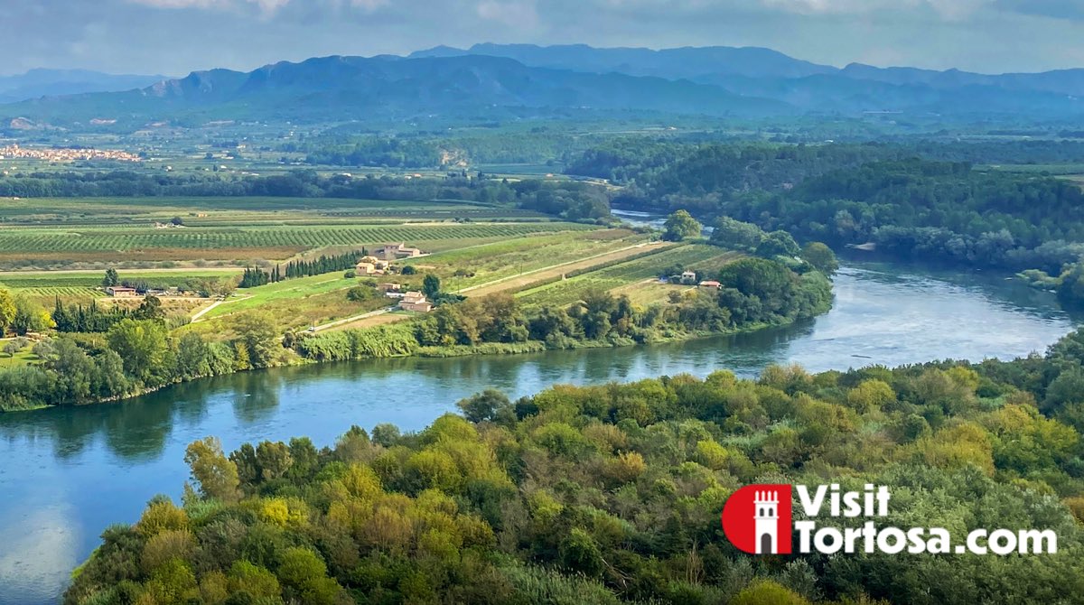 You are never far away from lush green lands in Tortosa. Are you an eco-friendly/sustainable business in Tortosa? Let’s collaborate! 

#visittortosa #catalunya #catalunyaexperience #tortosacity #tortosa #ecofriendly #ecotourism #ecotourisme #regenerative #sustainable #green