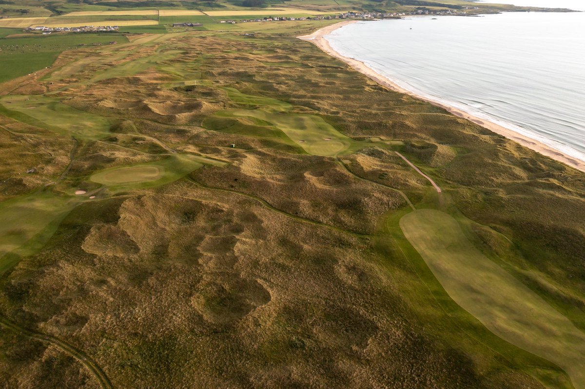 machgolf's tweet photo. The dunes. https://t.co/kFu9OH90aJ