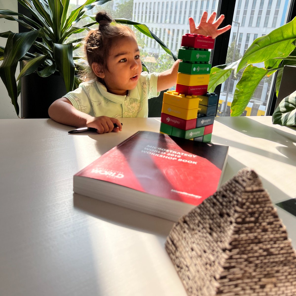 You want to be present in the office and unfortunately something comes up and childcare is missing? Welcome to our new parent-child room in our Berlin office! 🧒🏽 Alternatively, our Scouts can still bring their children to the rest of the office as well. 

#WorkingAtScout24