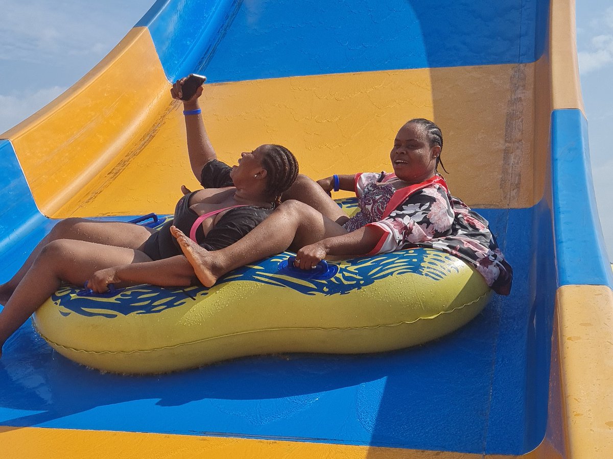 ParkVegaWP's tweet photo. “It’s the First of Many Visits for Me” - Chinemerem Ikegbunam
Seasoned journalist, Chinemerem Ikegbunam, needed to unwind after a work-filled week so he paid a visit to Park Vega Waterpark. #Placestovisit #0utdoor #Funseekers #explore #Naija #location #watergames #trending https://t.co/PoPeol7387