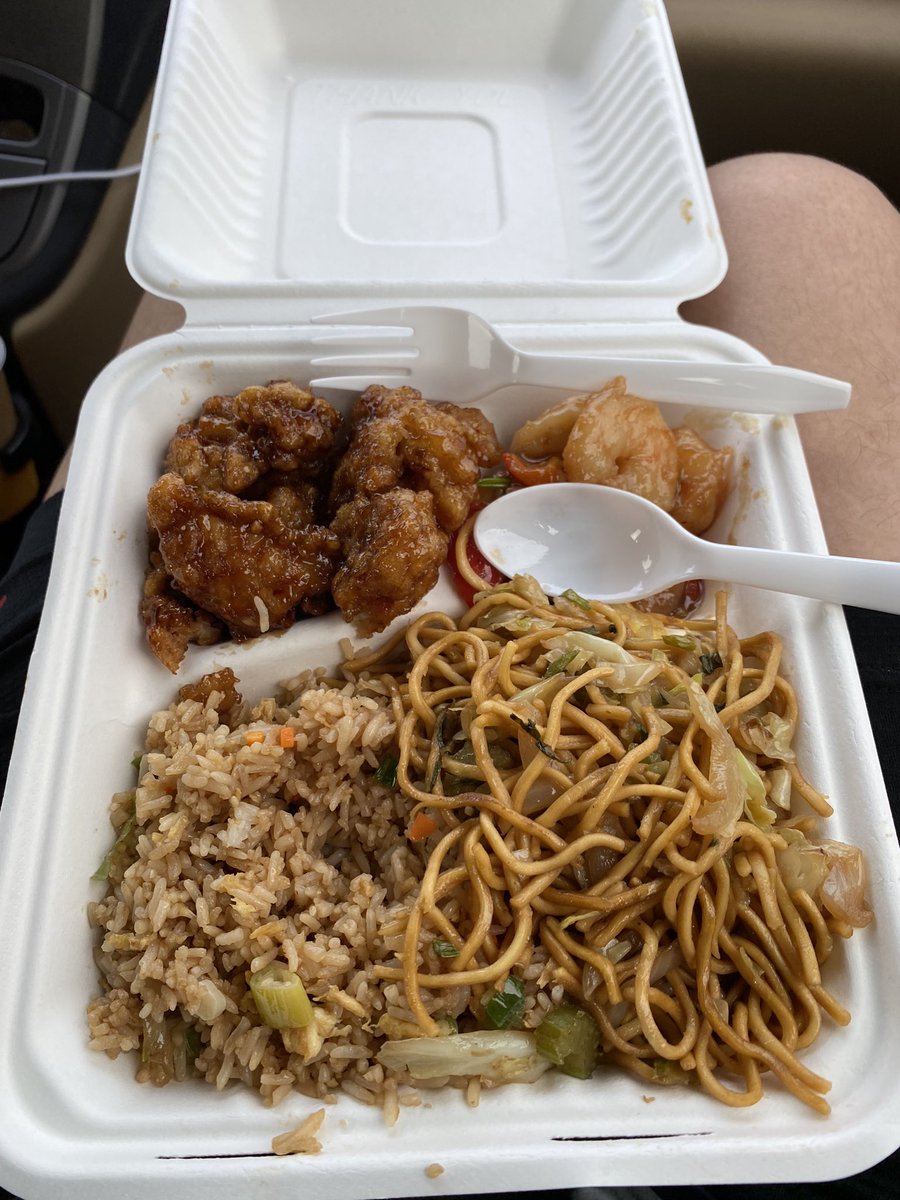 attybarryt's tweet photo. #panda https://t.co/tY07wlXshH