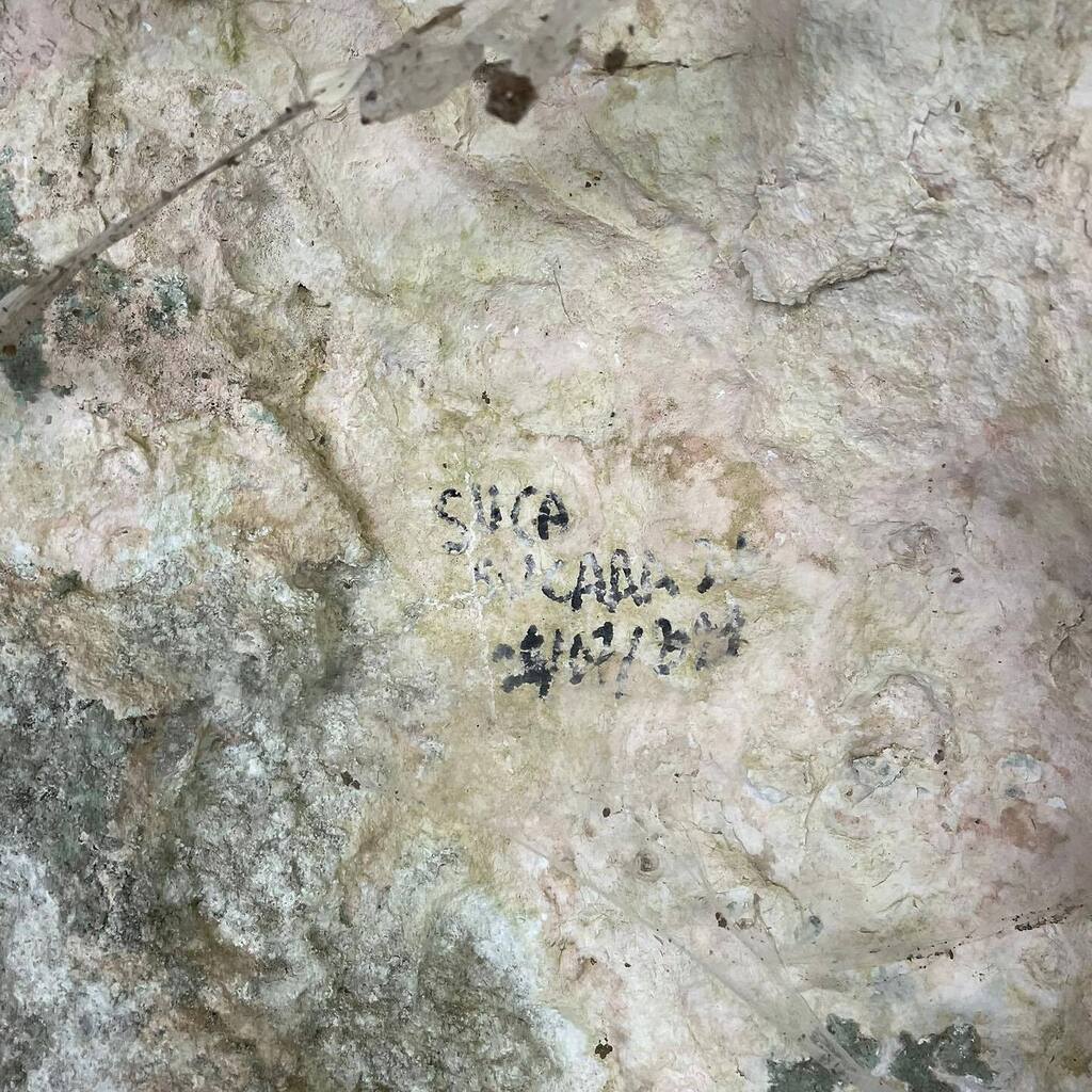 SUCA's tweet photo. SUCA (Sentiero delle Scalelle, Caramanico Terme) trovato da @brutlor 

#suca #800A #sucaforte https://t.co/d8GcuUpumv https://t.co/1ytGnw3Nxr