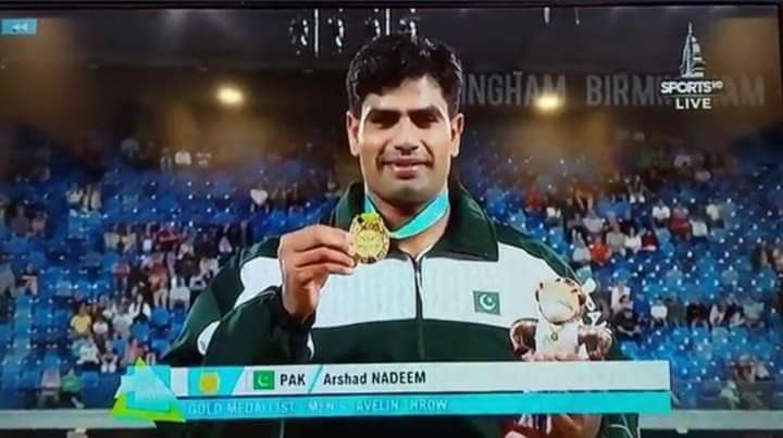 Tanveermullapo2's tweet photo. الحمدللّٰه جب حکمران نیک ہو تو ملک پر اللہ کی خاص رحمتیی ہوتی ہے اور ایسی خوشخبریاں ملتی ہے۔۔❤
پاکستان زندہ باد۔۔🇵🇰
@MaryamNSharif @Atifrauf79 @hinaparvezbutt @AdnanSialvi https://t.co/L2gQREc41d