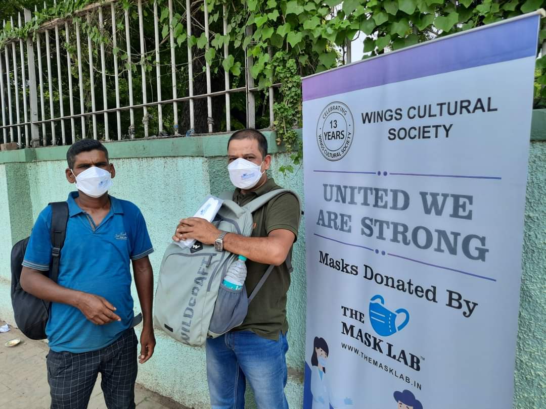 TariqueHameed's tweet image. grateful to #TheMaskLab for giving the responsibility to distribute 5000 masks. Today marked the first day of mask distribution, we started distributing in front of AIIMS, New Delhi. 
#controlprint #covidwarriors #CSR #precaution #care #humanity #AIIMS