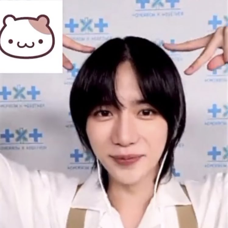 RT @beomgyucats: here’s beomgyu do the cat ears pose for international cat day https://t.co/NRGlWXtUEN