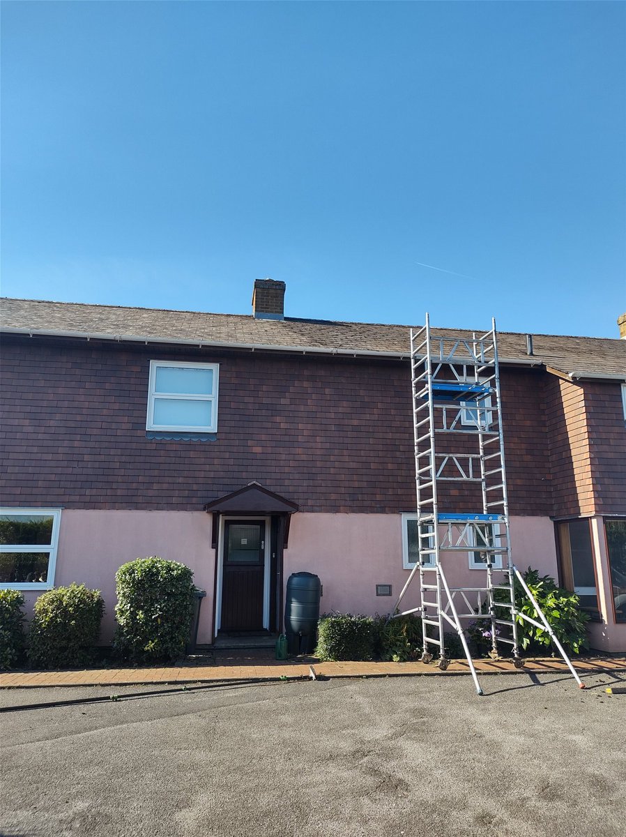 Hadlow Exterior Cleaning tweet media