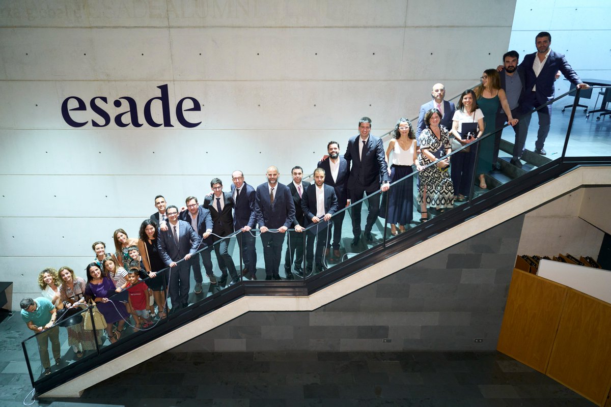 EsadeExecEd's tweet photo. Recientemente se clausuró el Program for Management Development (#EsadePMD) en Barcelona formado por un grupo de profesionales que destacan por tener un determinado mindset y perfil innovador. Gracias a todos por vuestra implicación y compromiso. ¡Bienvenidos a la #EsadeFamily! https://t.co/3ferzOSo7e