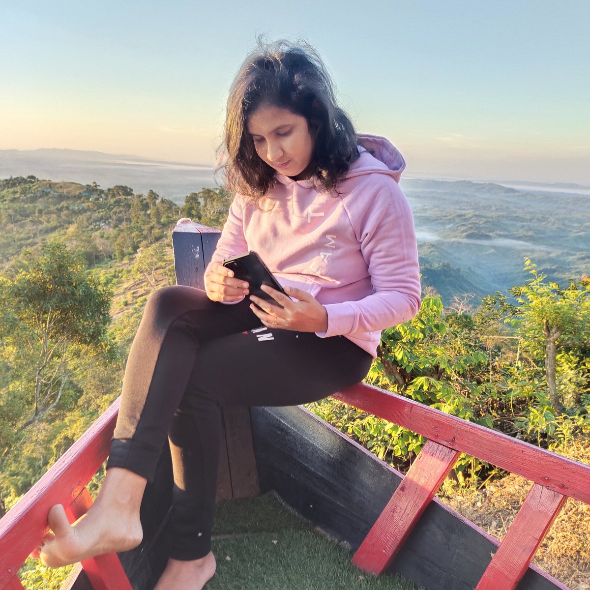 SadiaRimo's tweet photo. #NewProfilePic https://t.co/M56HmK5gZb
