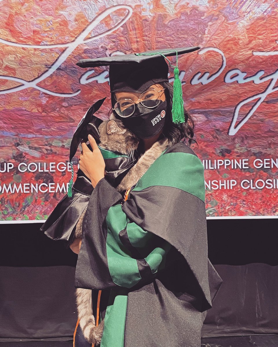 czaplatysma's tweet photo. International Cat Day
Graduate na si Mookie!! S/p tambay sa callroom during IM duties hahaha https://t.co/Kd6Iu9LZPf