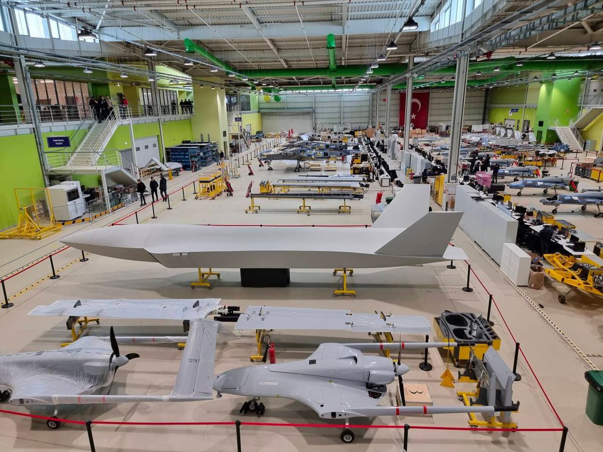 Production of Bayraktars will start in Ukraine

Turkish company Baykar will build a factory in Ukraine to produce Bayraktar drones.

Baykar has already set up a company in Ukraine, acquired a land plot and developed a plant project.

📰 Ukrainian ambassador to Turkey Vasyl Bodnar