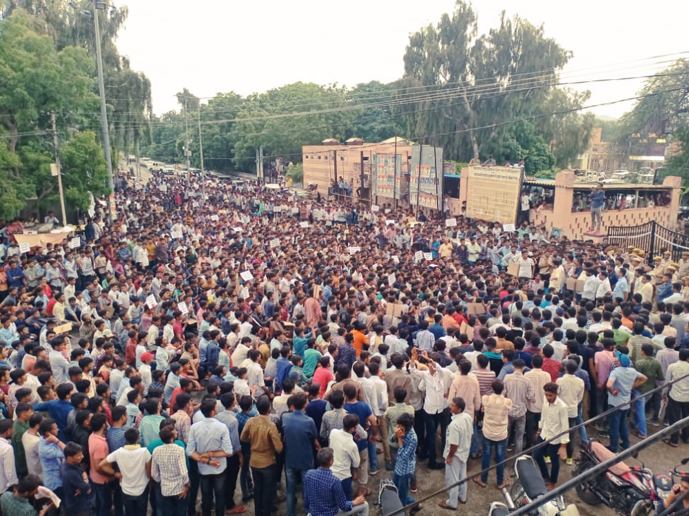 kisan_raj9999's tweet photo. Thank You Barmer.... OBC reservation protest.
@ashokgehlot51 @Barmer_Harish 
#OBC_आरक्षण_बहाल_करो 
#OBCreservation 
#OBC_आरक्षण_बहाल_करो_अशोकजी https://t.co/zn8Go9MlEe