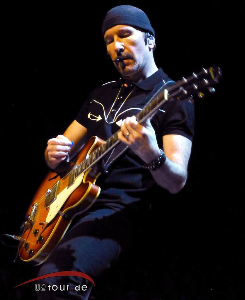 Happy Birthday to the genius of the Band: The Edge!    