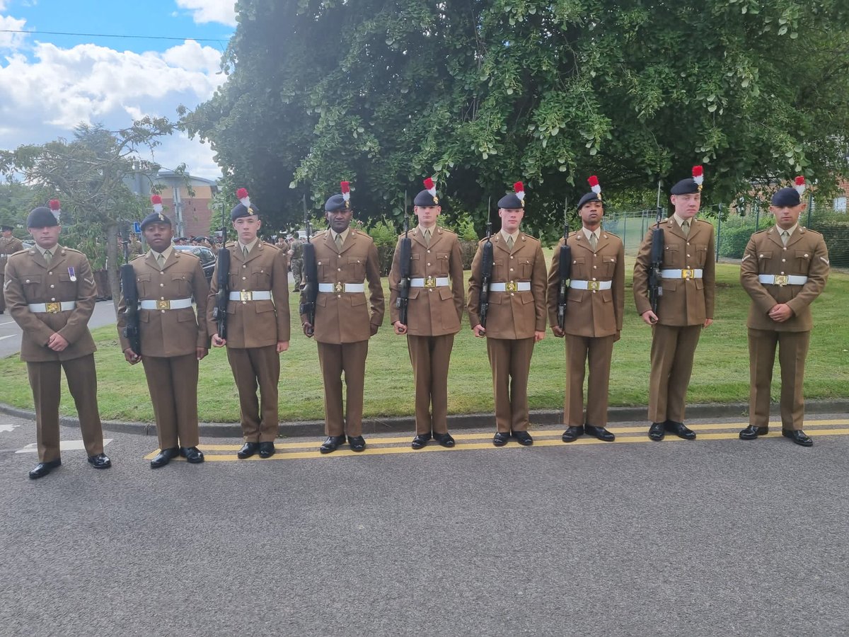 On Friday, the Regiment welcomed Fusilers Tzuriely, Holmes, Vuki, McCrorice, Wilkinson, Golbourne and Arnold. They have successfully passed out from ITC and will enjoy some hard earned leave before joining their respective Companies. #OAFAAF #Fusiliers #Army #ITC #PassOut