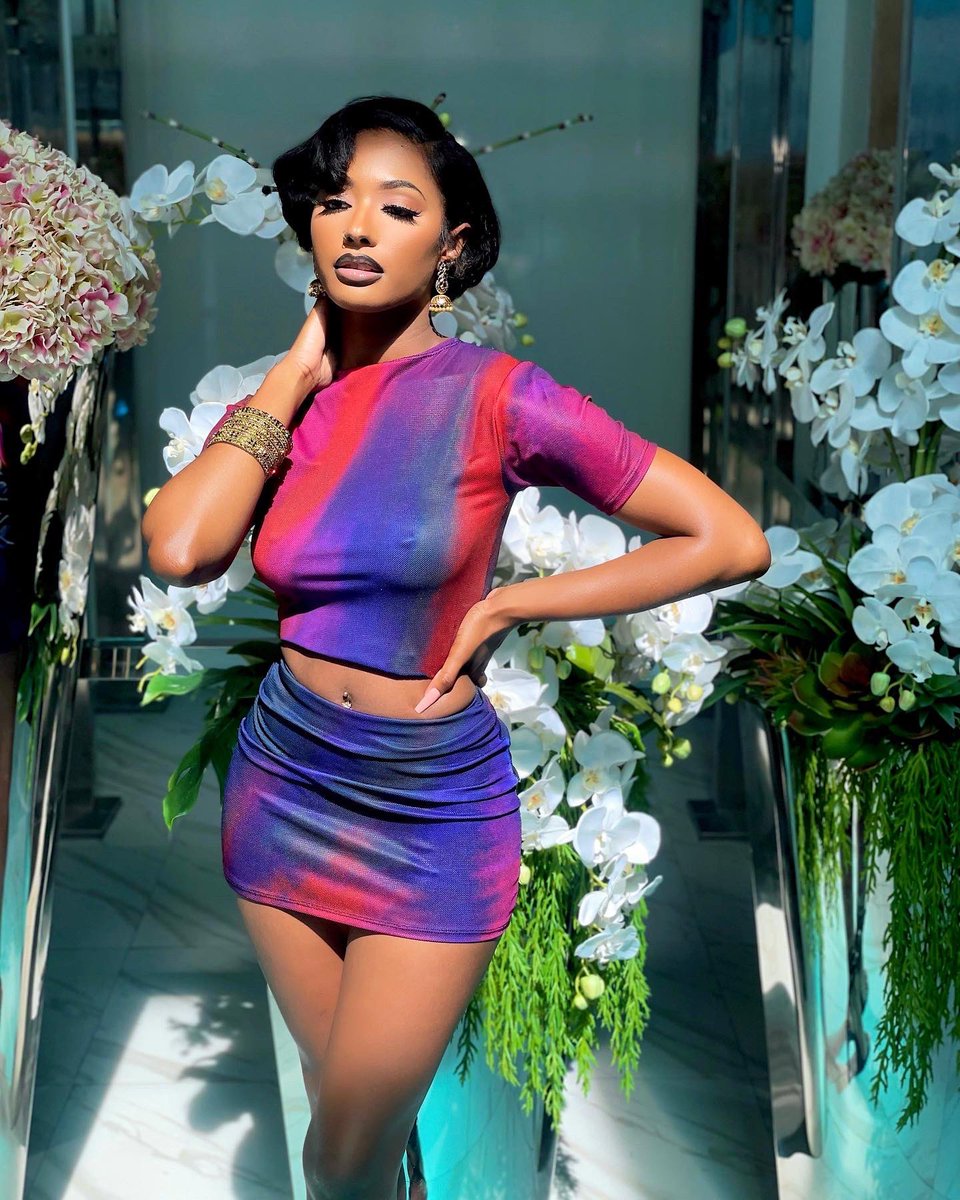 UndeniableLOVE7's tweet image. If the fabric has colors, I want all parts! 

Two piece made by me 💕