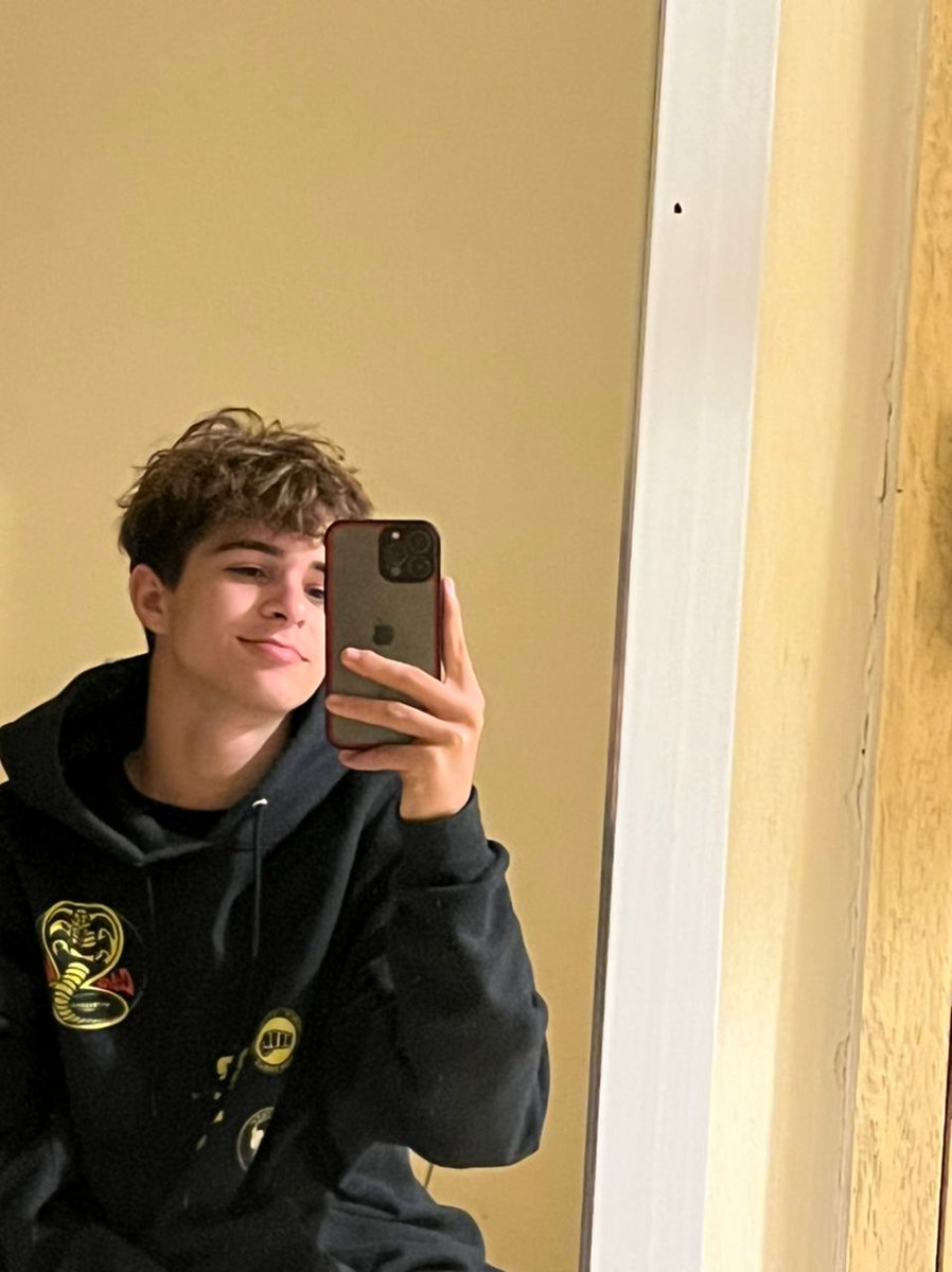 Gsusgt's tweet image. Ig las vio primero.