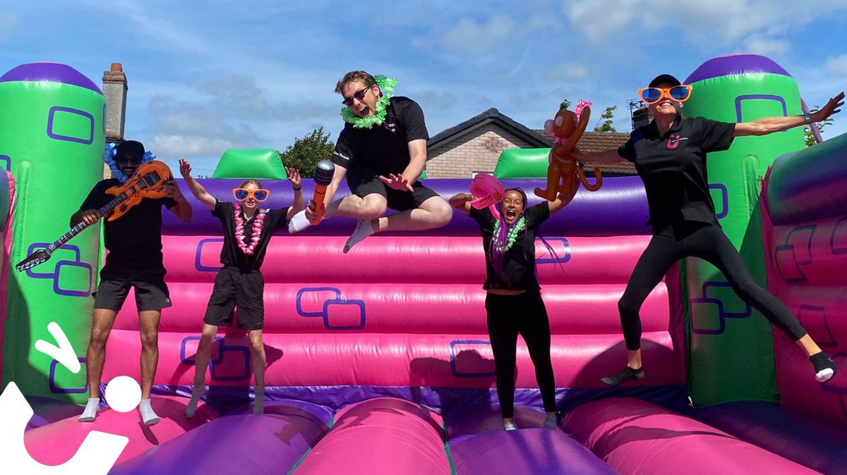 TheFunExperts's tweet photo. And that's a wrap on another weekend of fun! As you can probably tell from this photo, our Fun Experts have had a fantastic time delivering fun to you lovely bunch from Surrey to Derby to Harrogate.
#TheFunExperts #EventProfsUK #EventsIndustry #FunAtWork #EmployeeEngagement https://t.co/EeaRZ48aoR