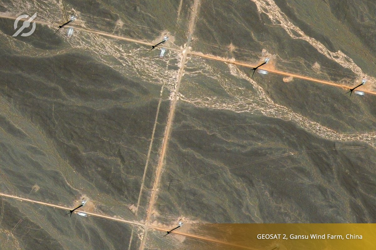 geosat_sat's tweet image. #GEOSATSeries - #ENERGYandRESOURCES - #GEOSAT2 captured this image over the #GansuWindFarm; a group of large wind farms in the western province of #Gansu #China
#energy #EolicEnergy