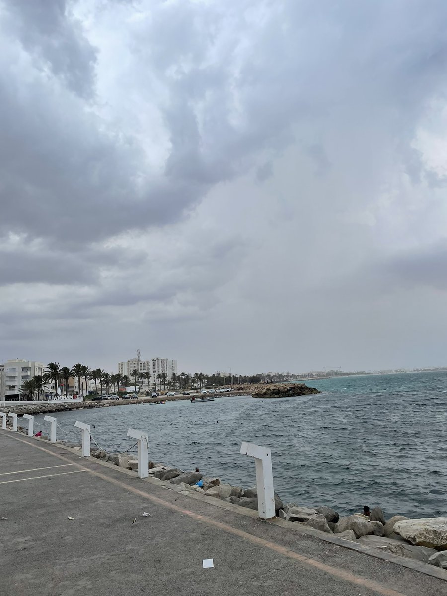 bkkrayane's tweet image. 🇹🇳🌩