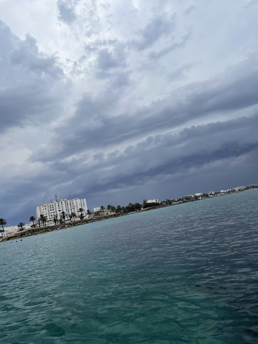 bkkrayane's tweet image. 🇹🇳🌩