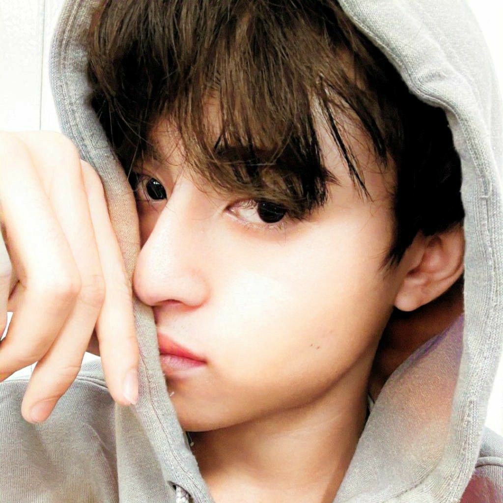 Sanie83567859's tweet photo. Ztrjzjfzfnznzmznzzzgkgkzg😭😭😭 https://t.co/ygwX6ULbZ6