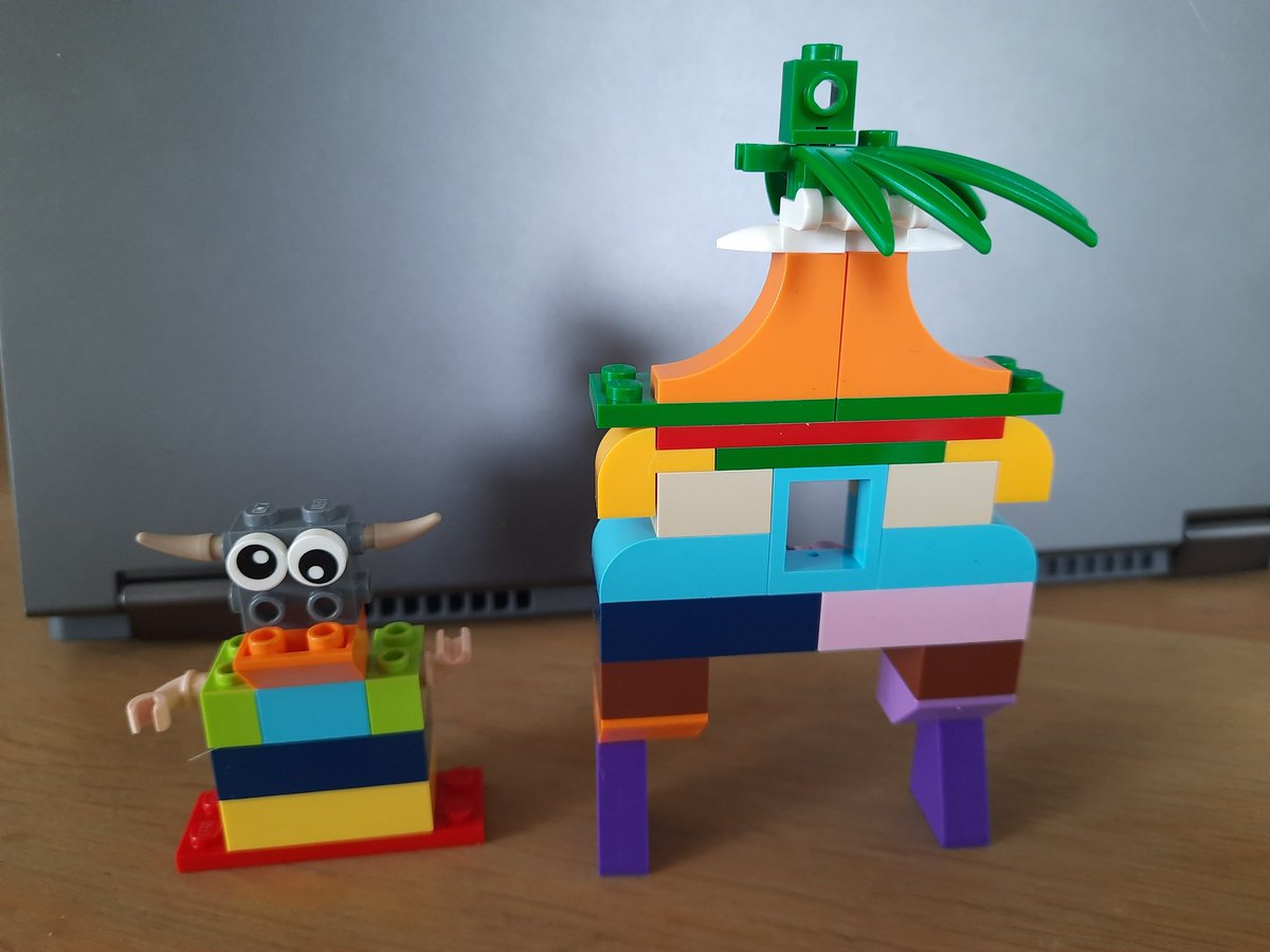 #lego7DaysBuildChallenge monster met monsterlijk zomerhuis op palen