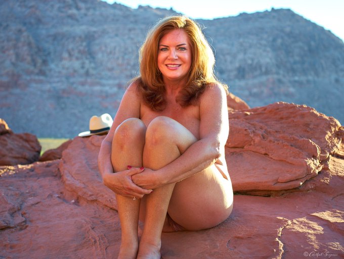 1 pic. Hi honey, photos from a recent shoot in a breathtaking setting out west. I hope you enjoy these
