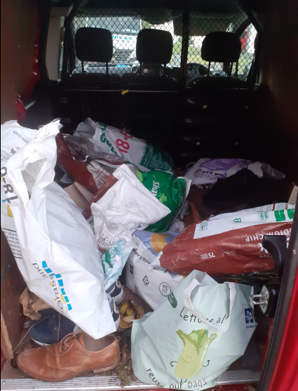 felixd0r's tweet photo. When you start using your shoes for wild flower seed collection "jars" ya know it was a successful venture

Wellies far better than shoes on a wet farm- they have much more seed collecting capacity 🥳

@SeanHort1 @CorncrakeLife #mayo #corncrake #hogey #belmullet https://t.co/3Q4FEEcTSJ
