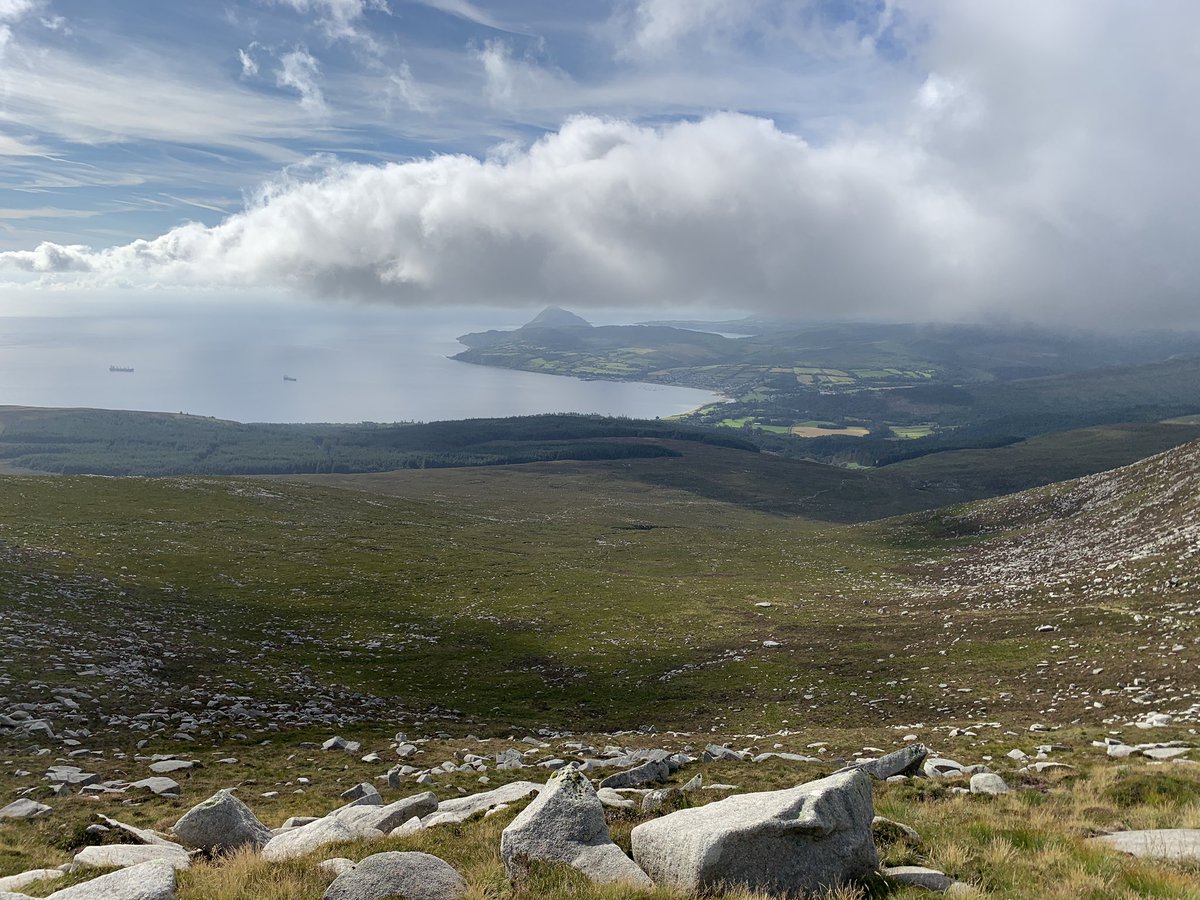 MunroMoonwalker's tweet photo. Cracking morning for an early run up Goatfell to beat the crowds #scotland #arran #mountains https://t.co/YRTmm5U4yy