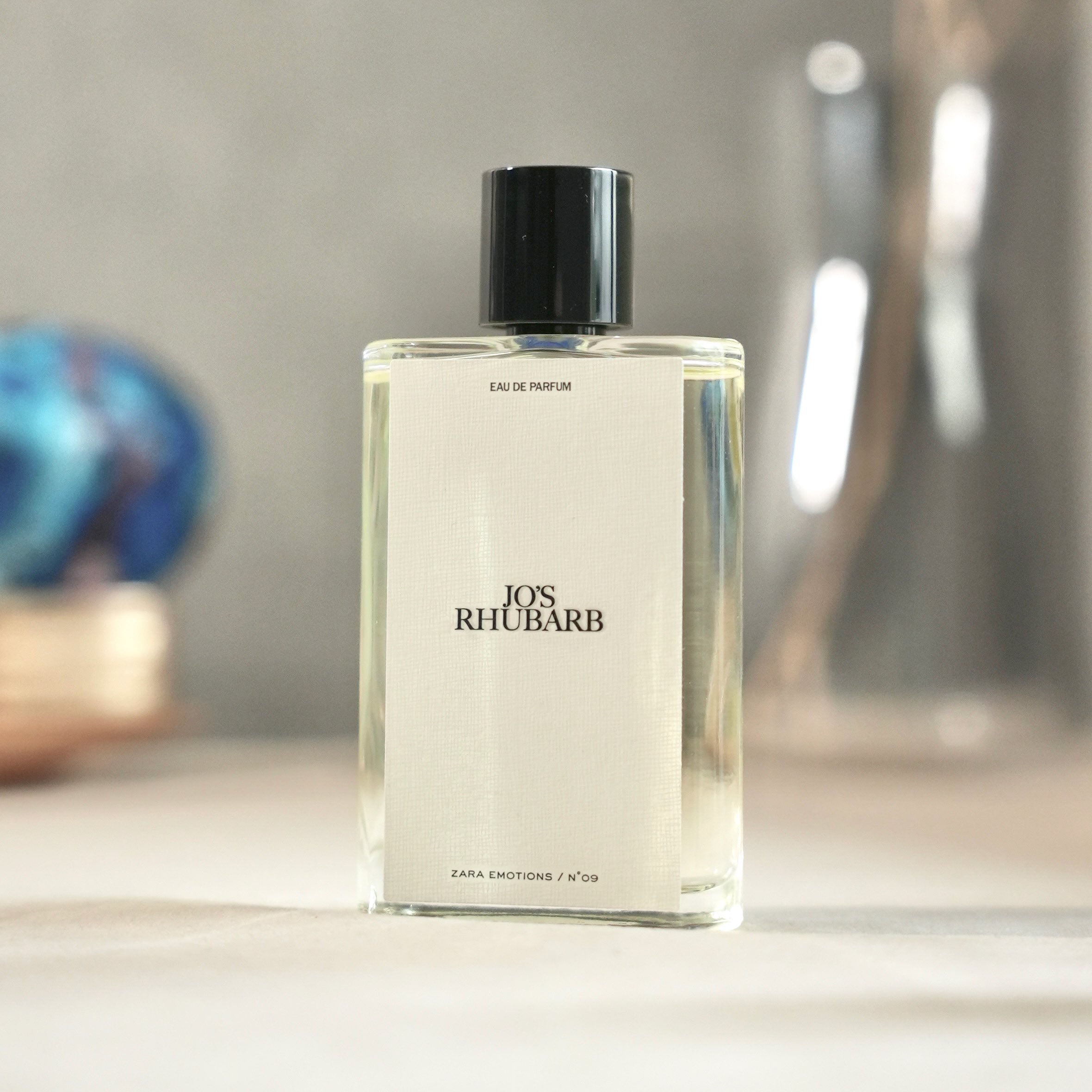 【ほぼ新品同様】Eau de rhubarbe éclatante 香水 エルメス Eau de rhubarbe éclatante 香水 50代を最も輝かせる
