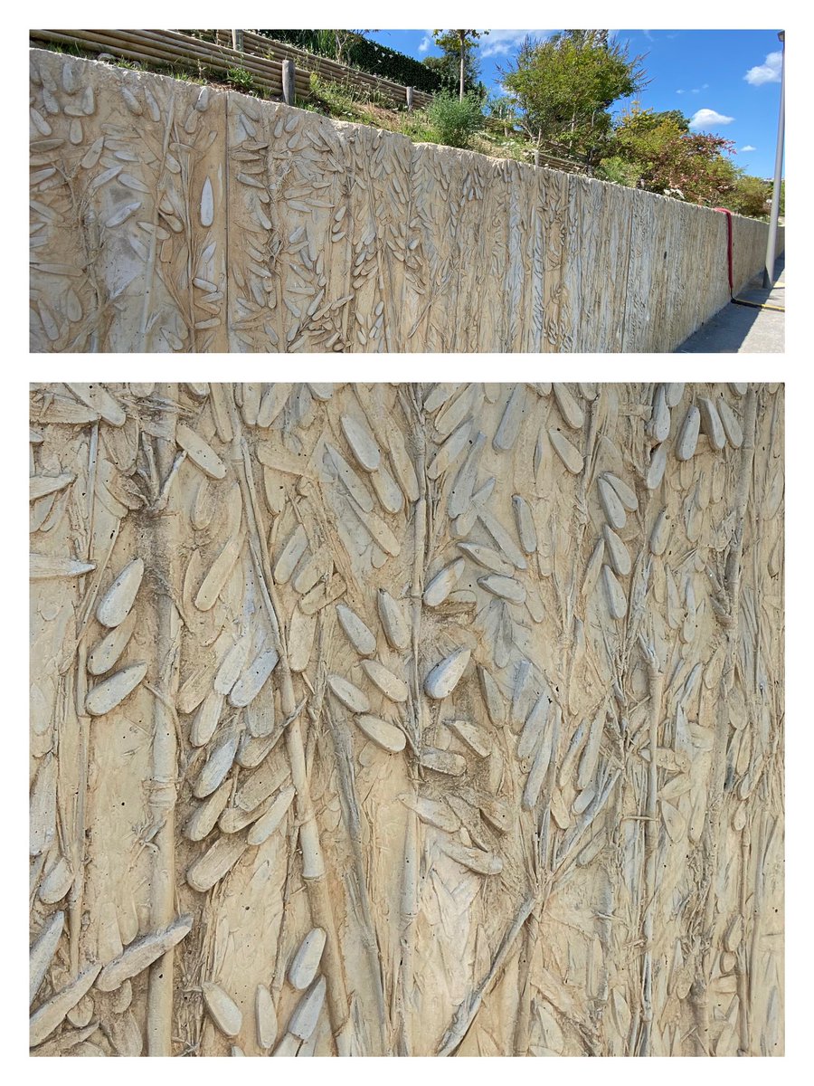 Heel fijn #bétonbrut in <a href="/MandelieuVille/">Mandelieu-La Napoule</a> <a href="/villecannes/">Cannes</a> #architecture