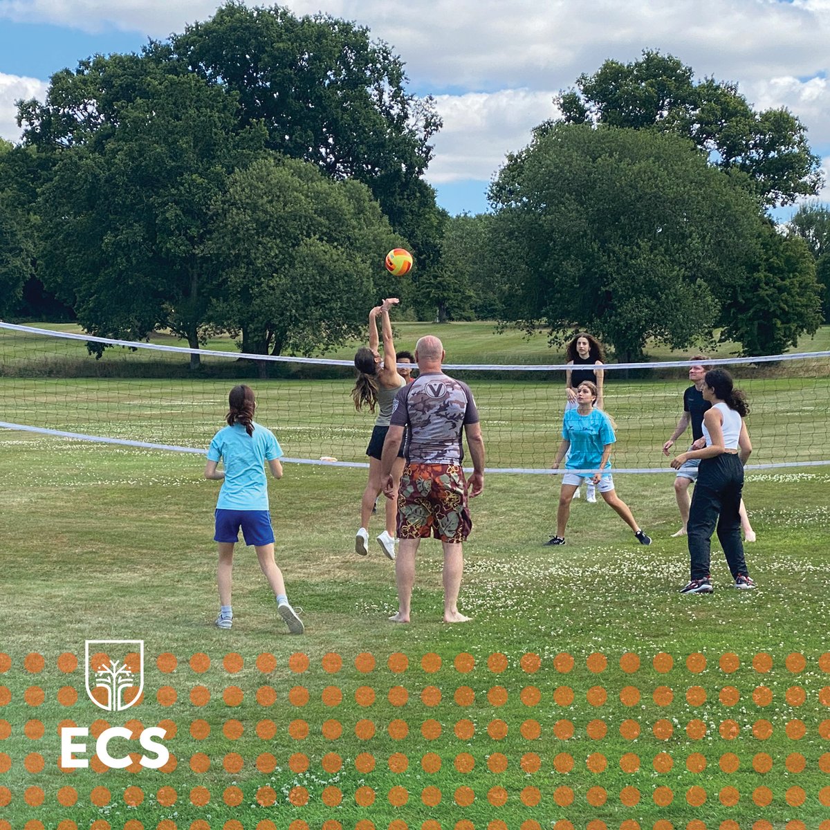 Action shot! 🏐 We've been having great fun playing volleyball, football, tennis, golf and more.

Combining classroom lessons with outdoor activities is a great way to learn and make friends for life 💚

#LearnEnglish #RealLearning
#UKELT #ELT #TEFL #TESOL
<a href="/YoungLearnersUK/">Young Learners English UK</a>