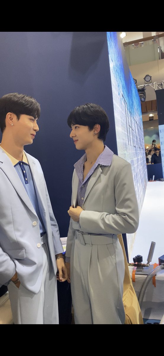 ดับเบิลยูไอ tweet media