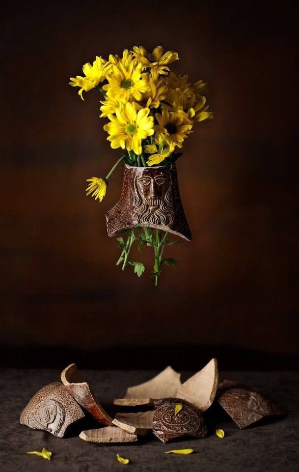 Go__76's tweet image. "إن لم تتقن فن التجاهل ستخسر الكثير ..  و أولهم عافيتك.

#مساء_الخيرᅠ