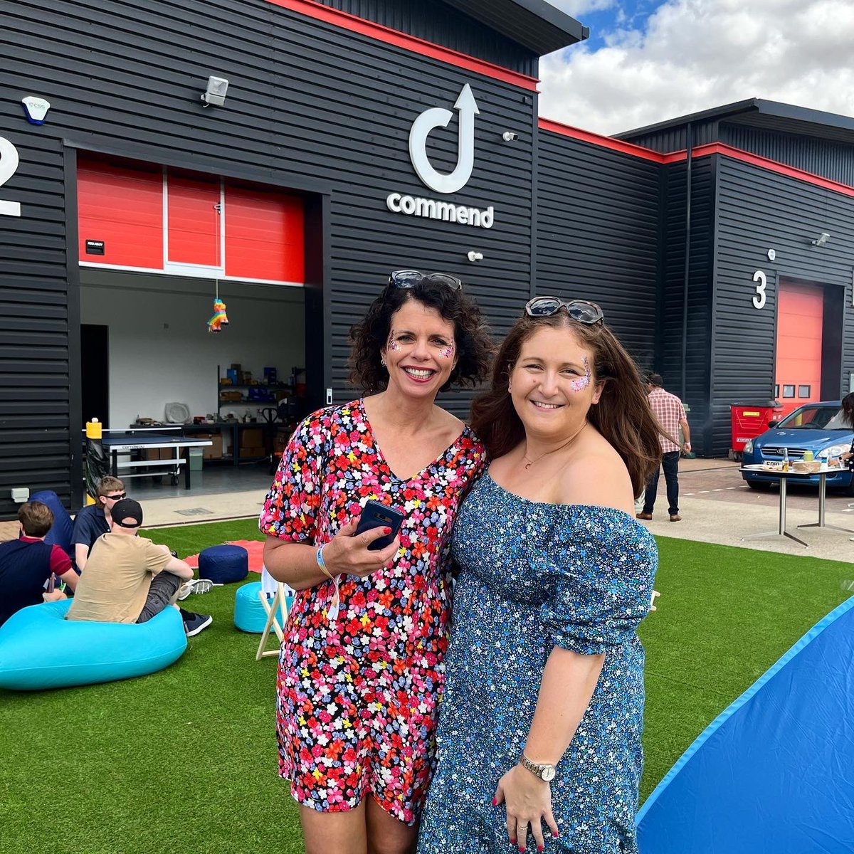 Commend_UK's tweet photo. Last Friday was our annual team #SummerBBQ which this year was #festival themed! π
The whole team had a great day full of fabulous food, sunshine, games and more. βοΈ
We even raised Β£50 for @TheBHF as part of our Spin the Wheel Challenge. β€οΈ
#CommendFest2022 #commendteam https://t.co/uCDBkEcYYP