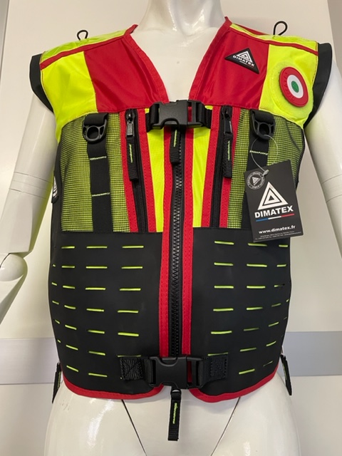 A settembre arriva il nuovo gilet tattico di EMS Dimatex per EMS , EMT, Doctor non perdere l'occasione di provarlo.... tessuto innovativo , soluzioni di lavoro , taglia adattabile , leggero e funzionale. #elisoccorso #EMS #soccorso