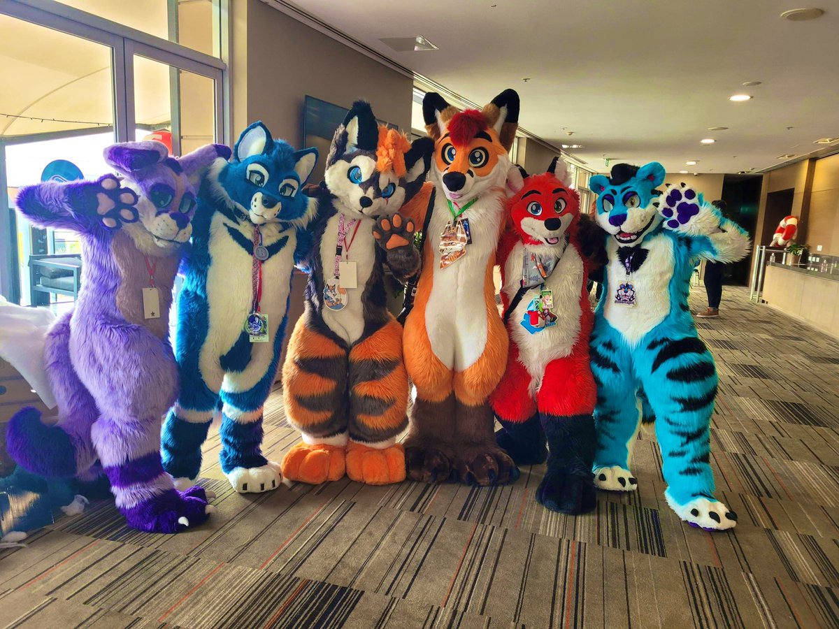 Garou the Fox 🔜 FurJam tweet media